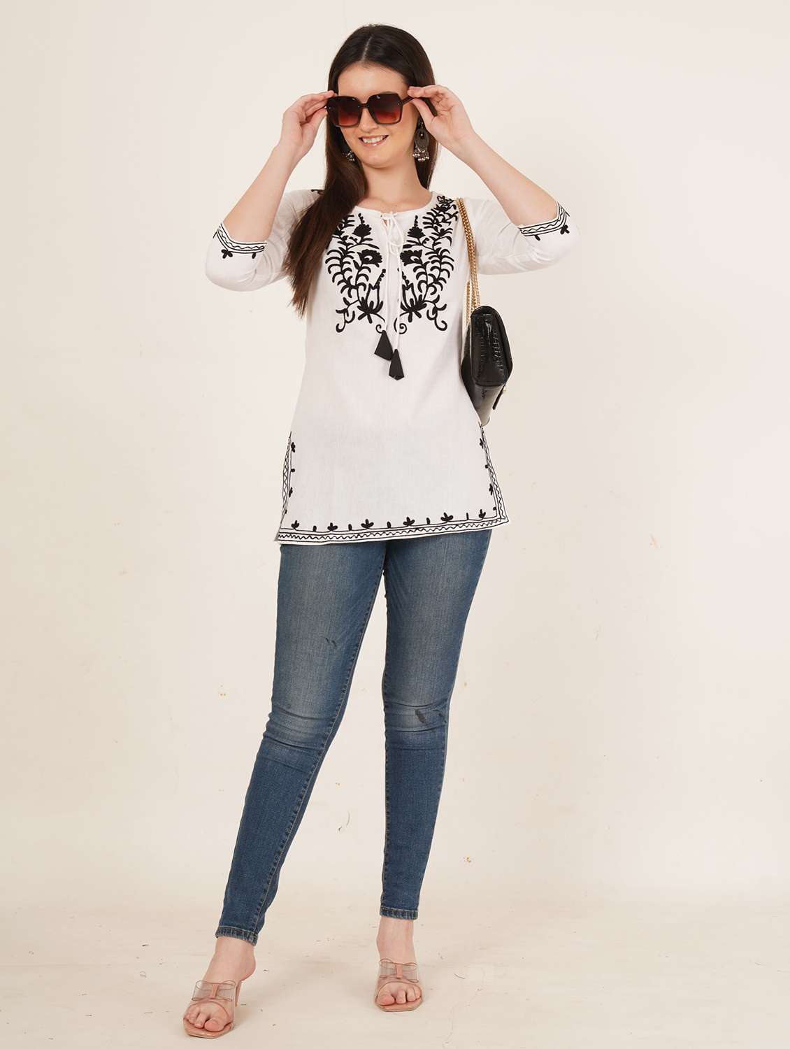 women embroidered three quarter sleeve straight kurti - 22065848 - Standard Image - 5