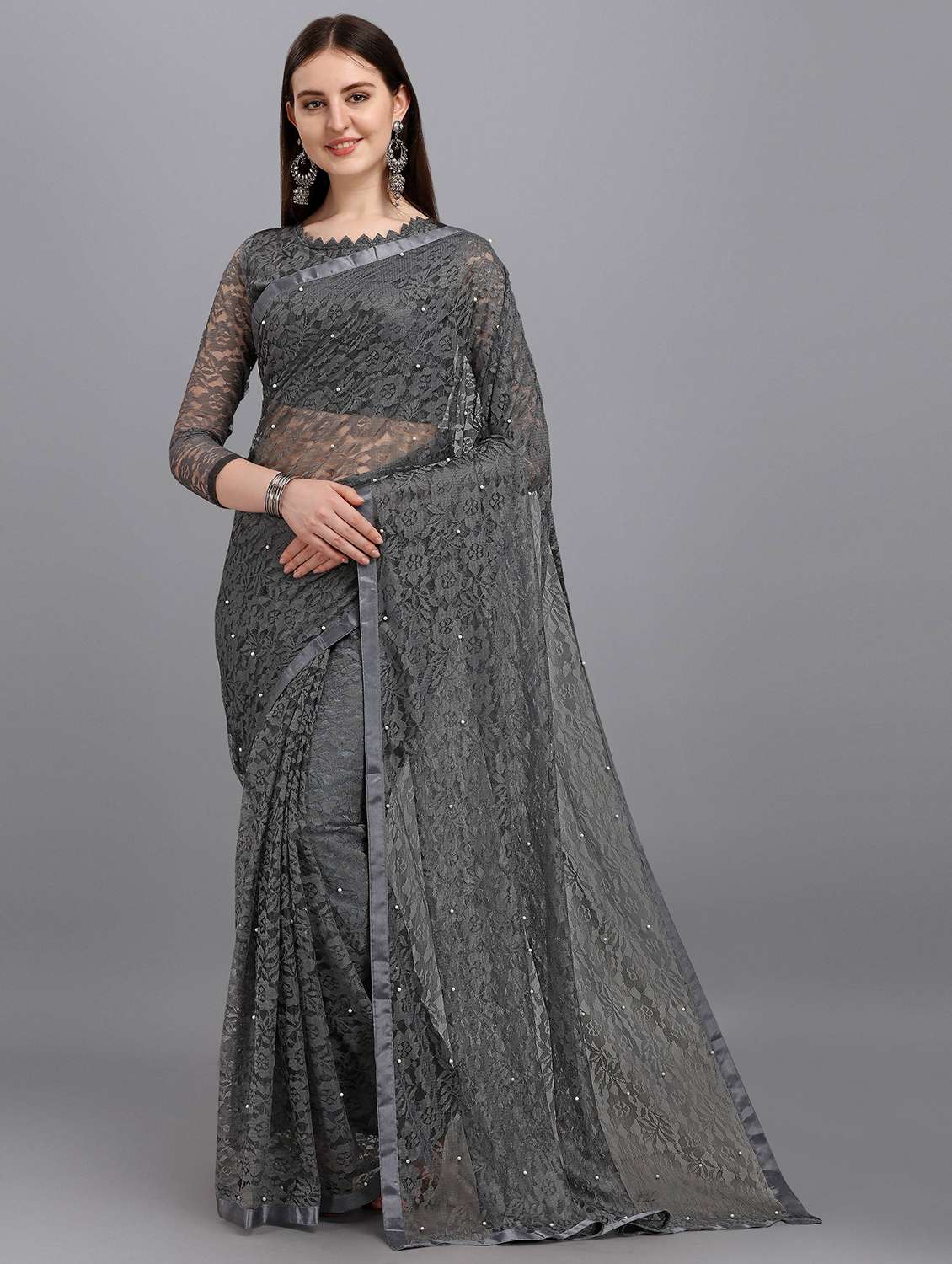 women self design plain saree with blouse