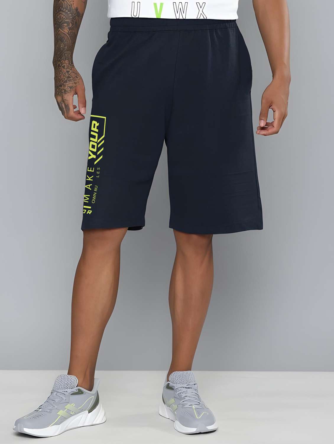 men printed mid rise regular fit shorts - 22065997 -  Zoom Image - 0