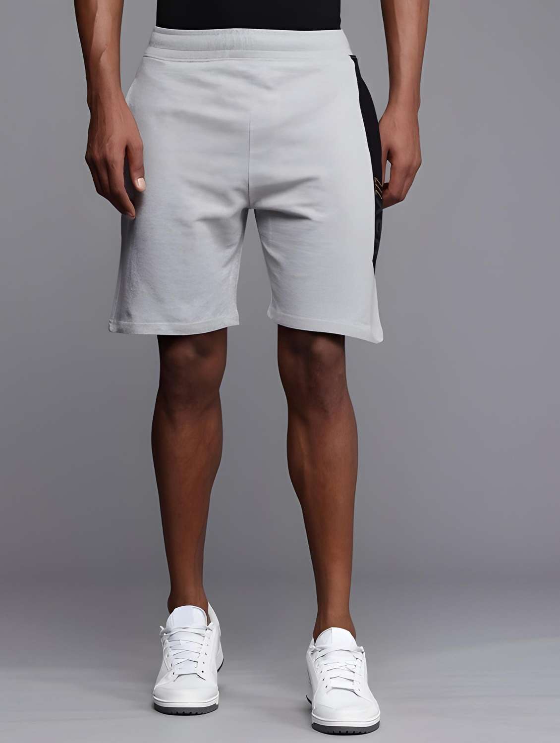 men printed mid rise regular fit shorts - 22065999 -  Zoom Image - 0