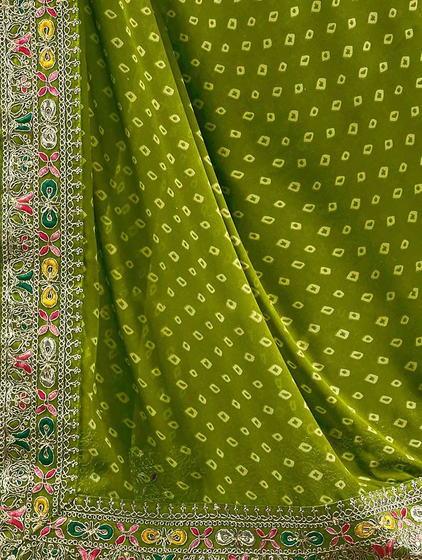 women bandhani printed bordered saree with blouse - 22066048 - Standard Image - 5
