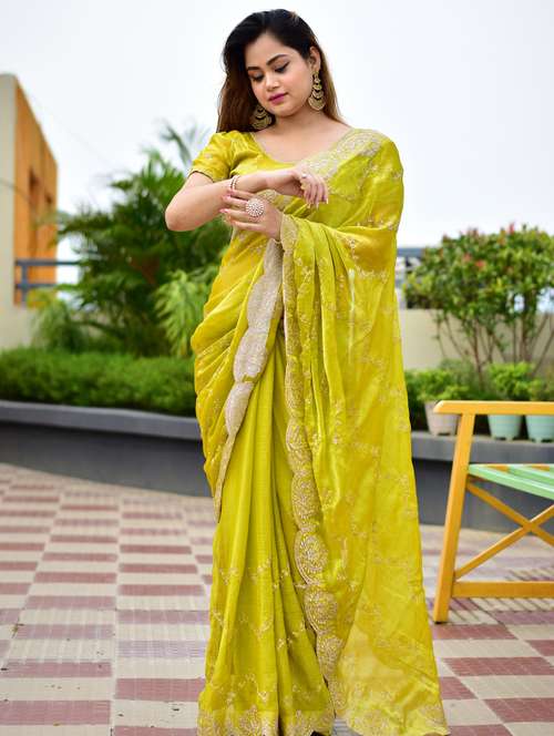 women solid with work embroidered saree with blouse - 22066093 -  Standard Image - 0