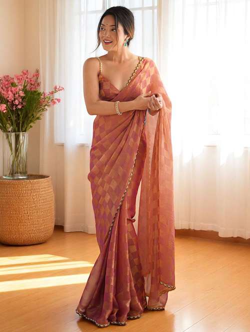 women checkered embellished bordered saree with blouse - 22066198 - Standard Image - 0