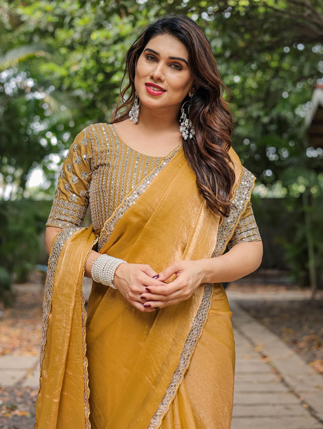 women solid with bordered saree with blouse - 22066216 - Standard Image - 5
