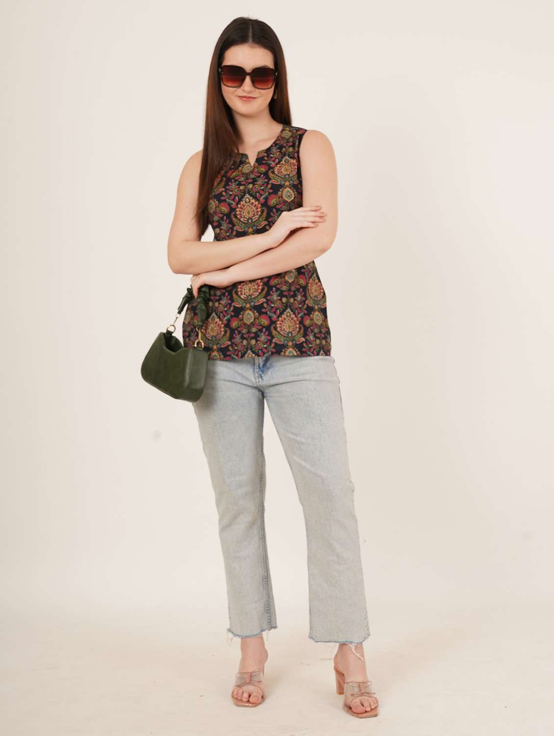 women printed sleeveless straight kurti - 22066250 - Standard Image - 5
