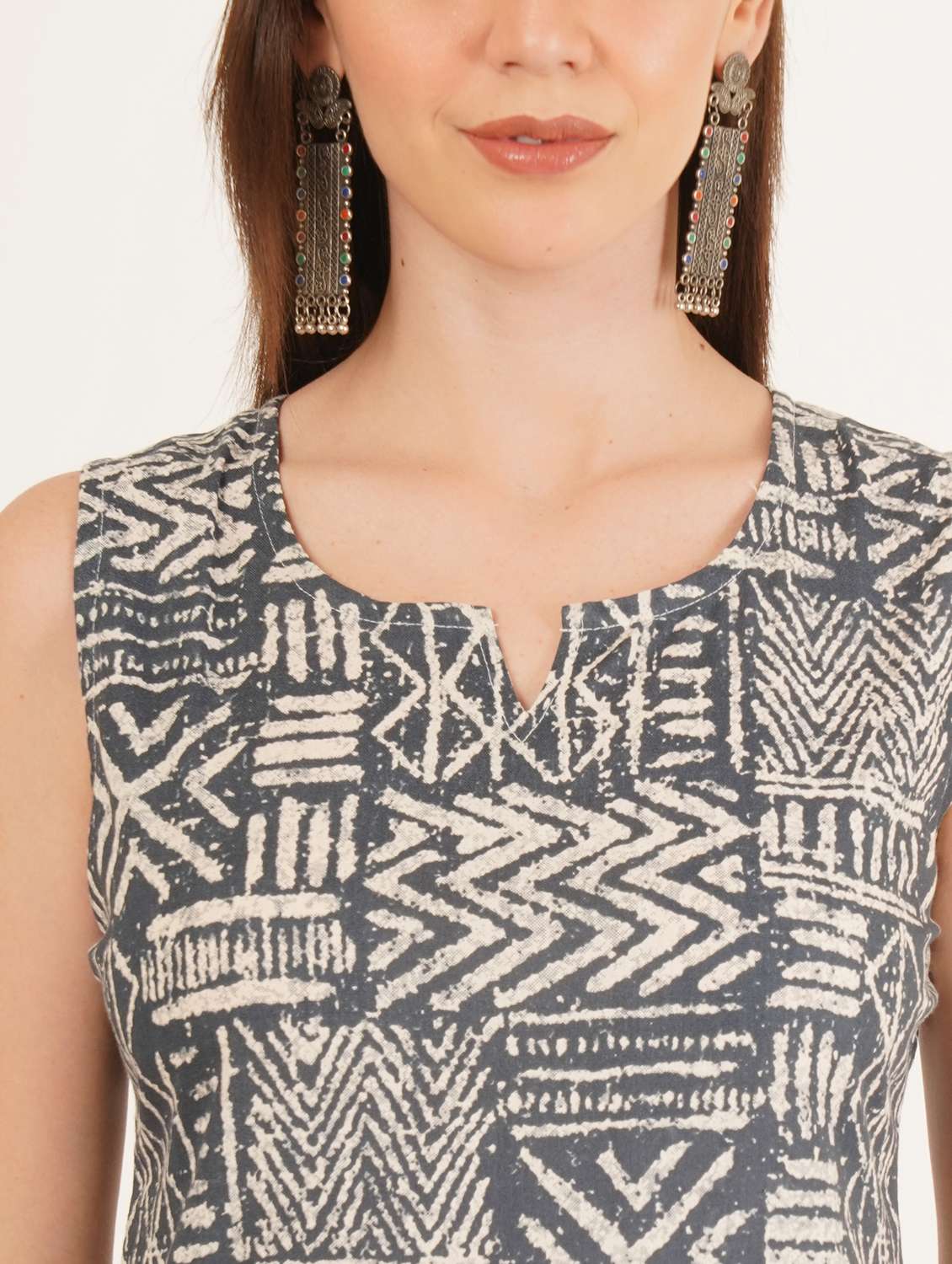 women printed sleeveless straight kurti - 22066251 - Standard Image - 5