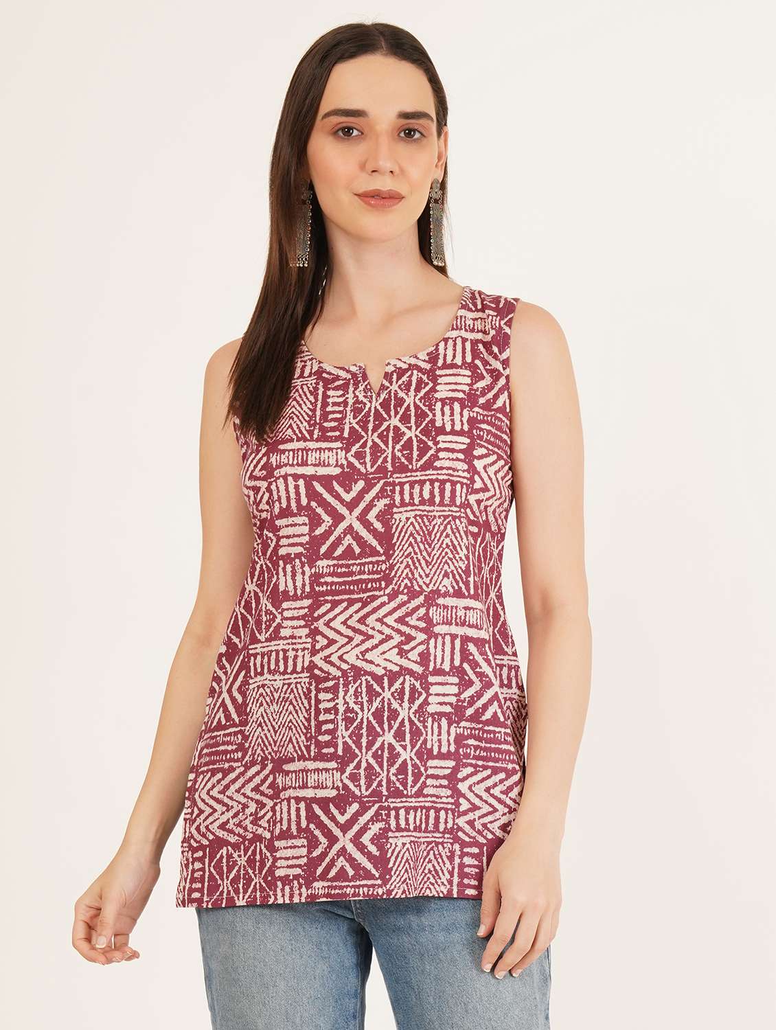 women printed sleeveless straight kurti - 22066252 - Zoom Image - 0