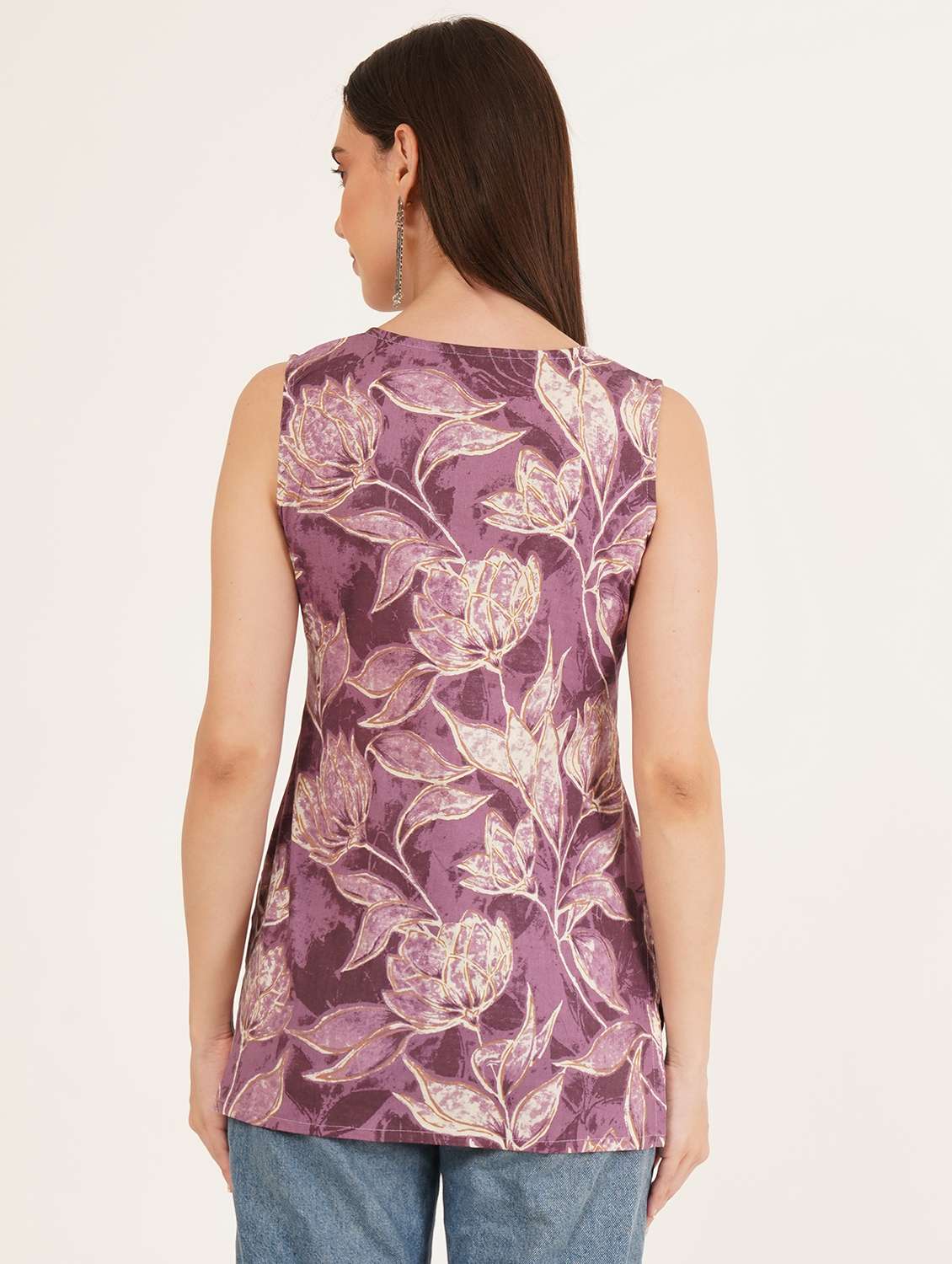 women floral printed sleeveless straight kurti - 22066256 - Standard Image - 3