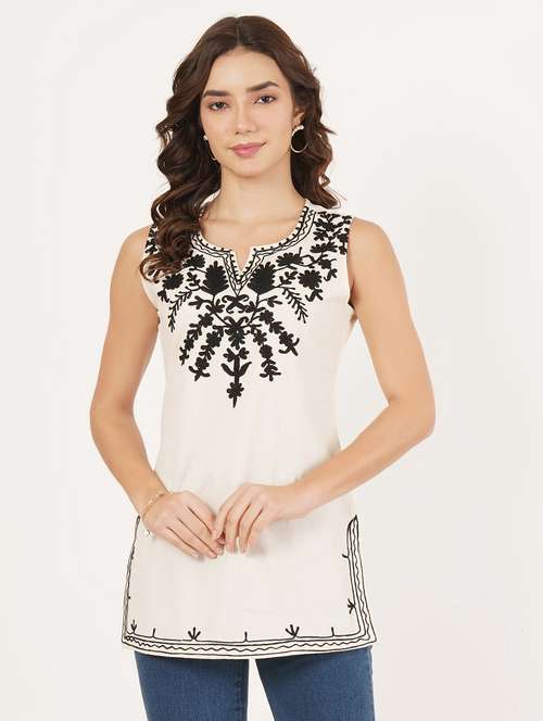 women solid wiith work sleeveless straight kurti - 22066257 - Standard Image - 0