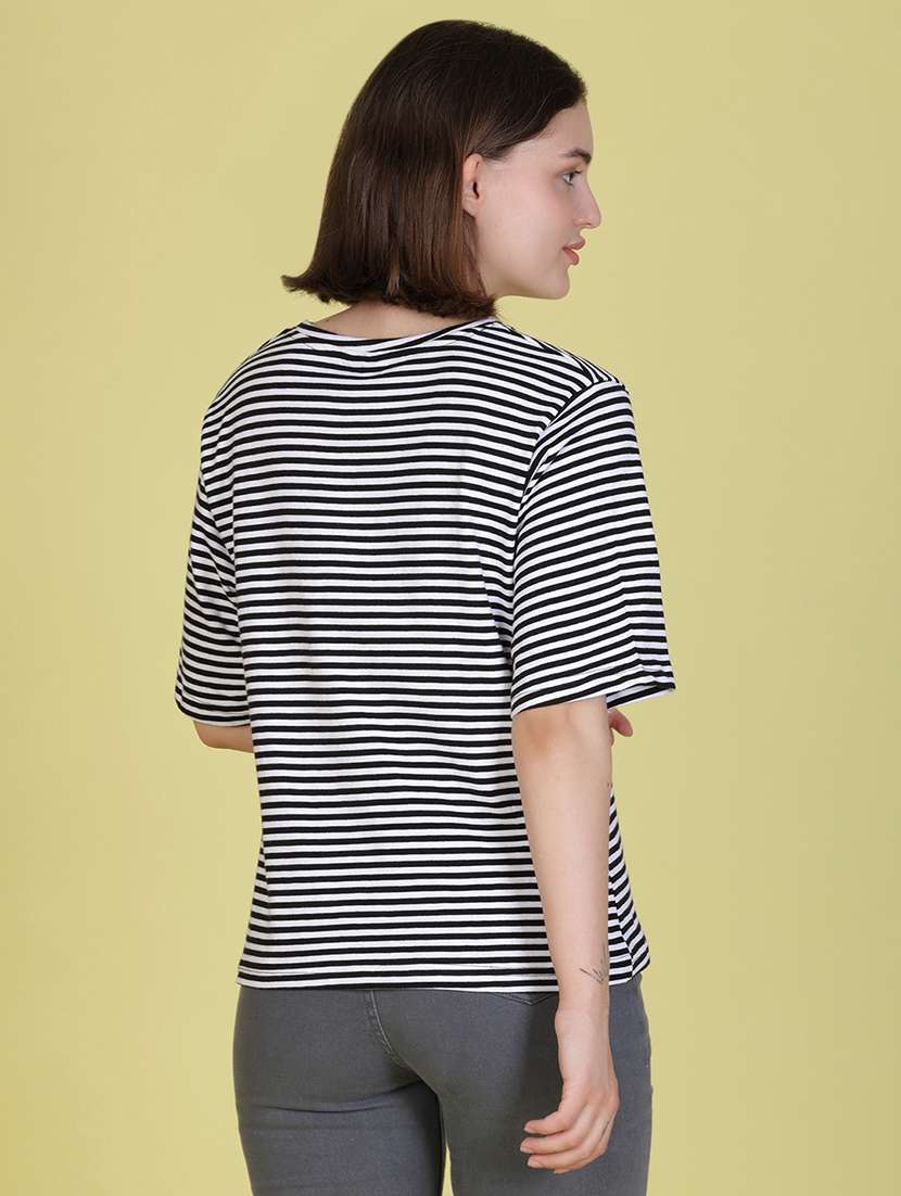 women striped short sleeve oversized t-shirt - 22066268 -  Standard Image - 3