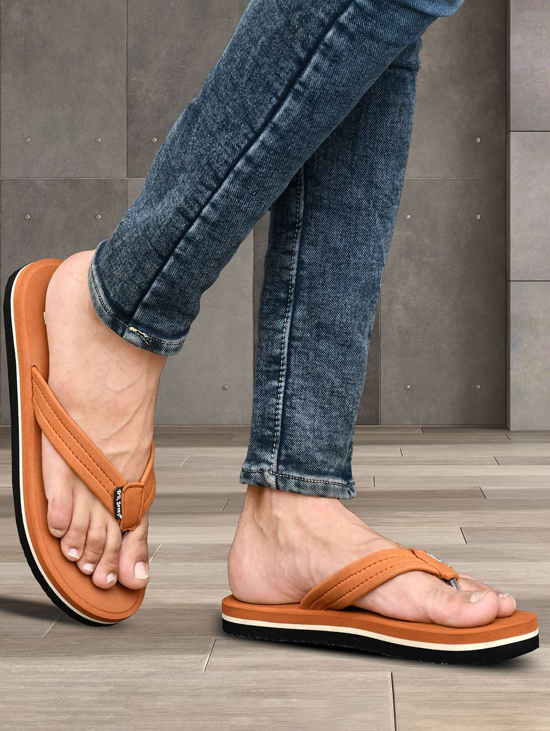 men printed slip on flip flop - 22066279 - Standard Image - 5