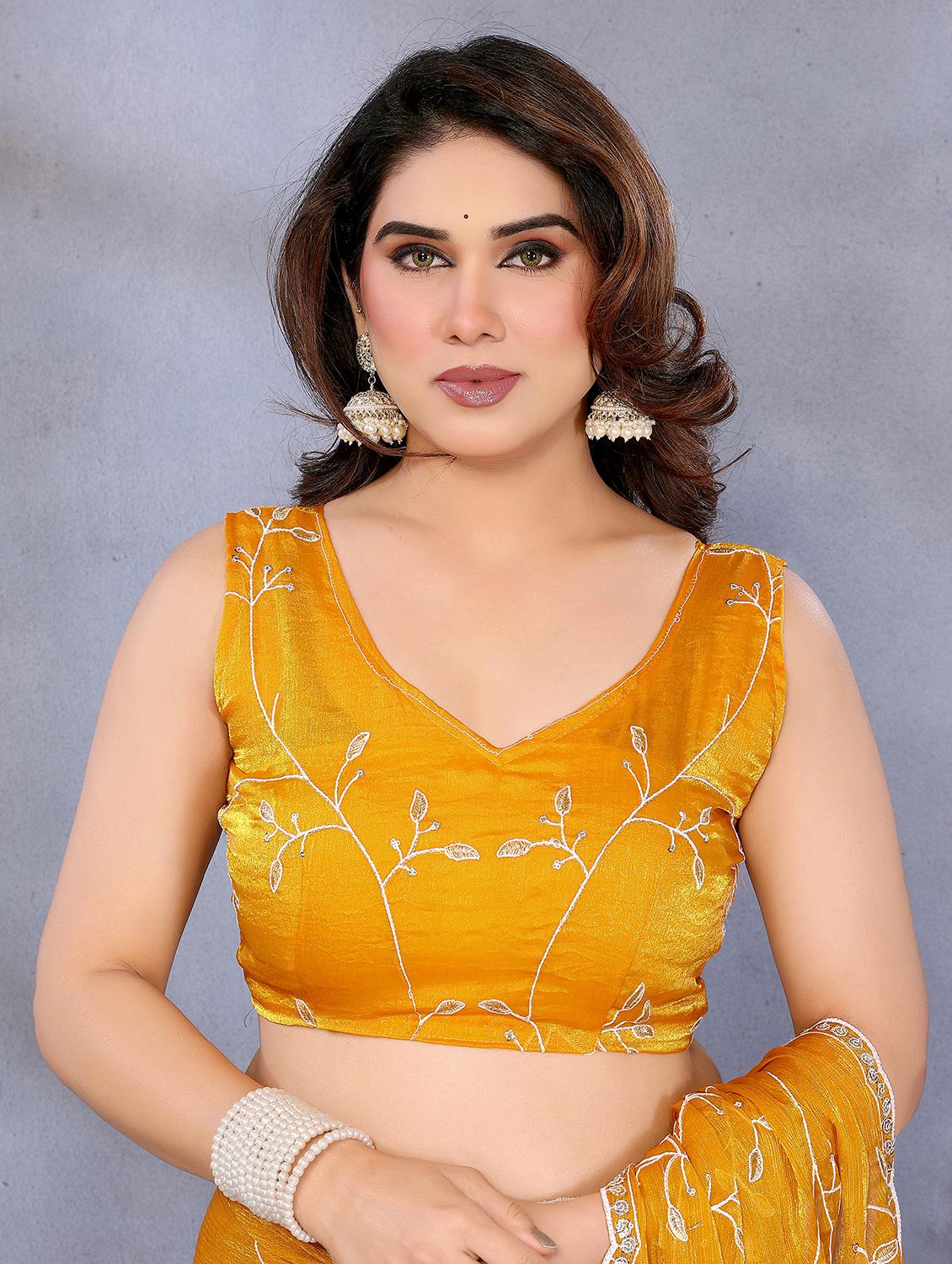 women solid with work embroidered saree with blouse - 22066330 - Standard Image - 5