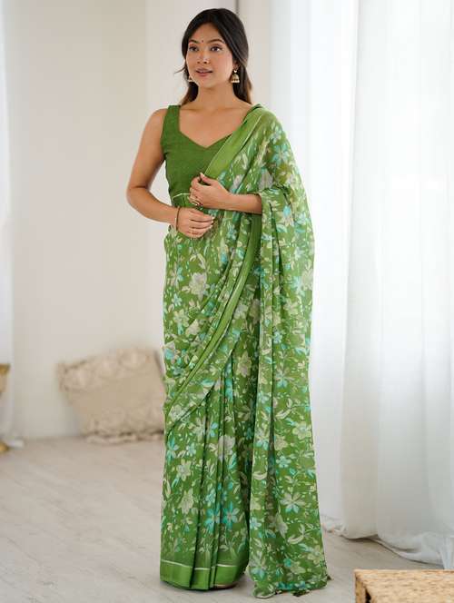 women floral printed saree with blouse - 22066332 -  Standard Image - 0