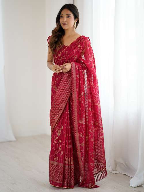 women printed casual wear saree with blouse - 22066341 - Standard Image - 0