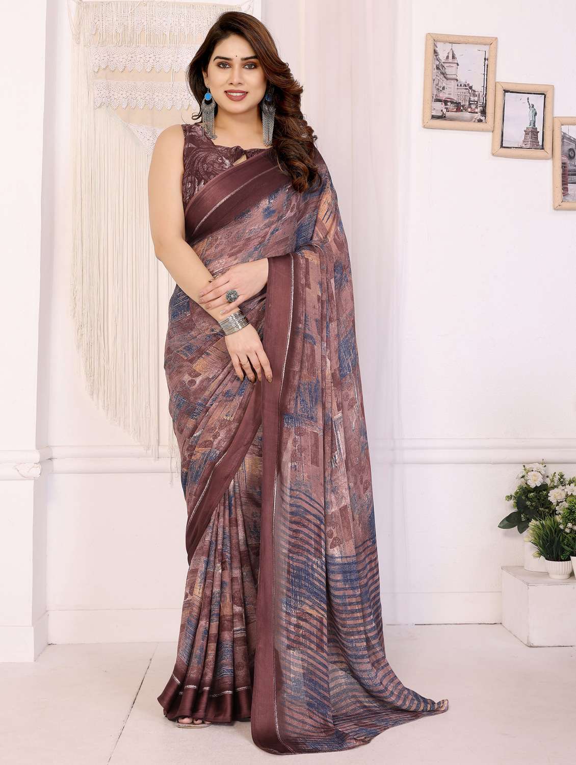 women printed casual wear saree with blouse