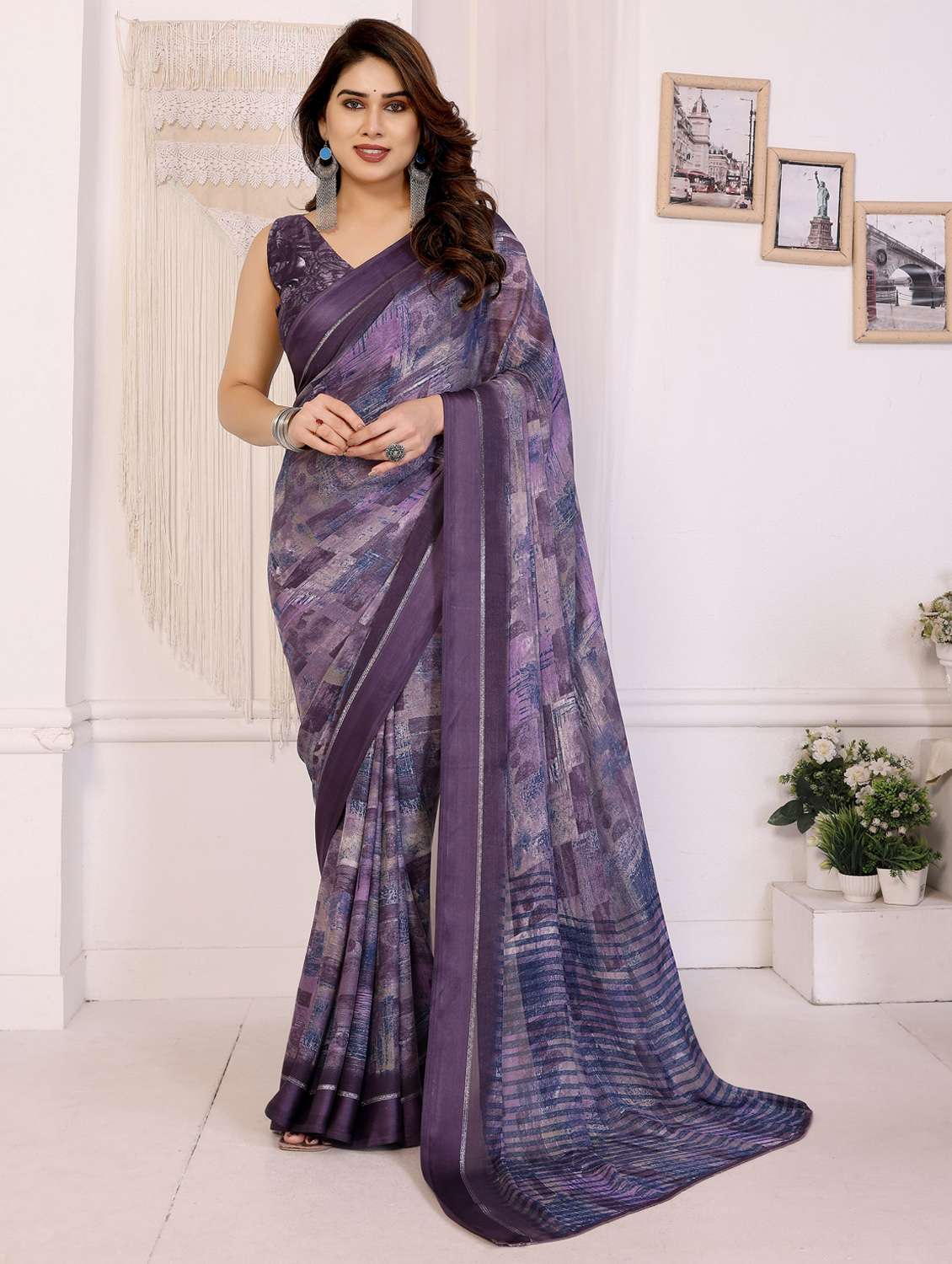 women printed casual wear saree with blouse