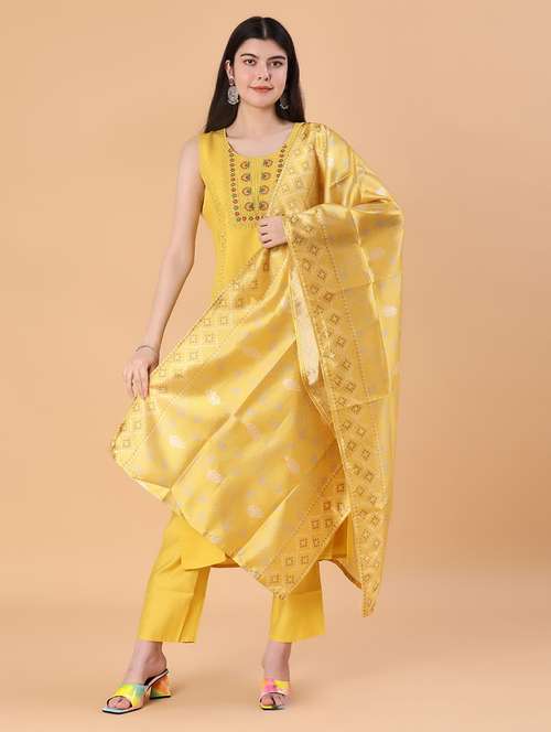 women embroidered sleeveless kurta and pant with dupatta - 22066426 -  Standard Image - 0