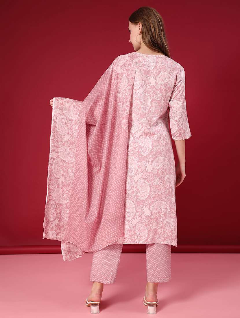 women three quarter sleeve kurta and pant with dupatta - 22067455 -  Standard Image - 3