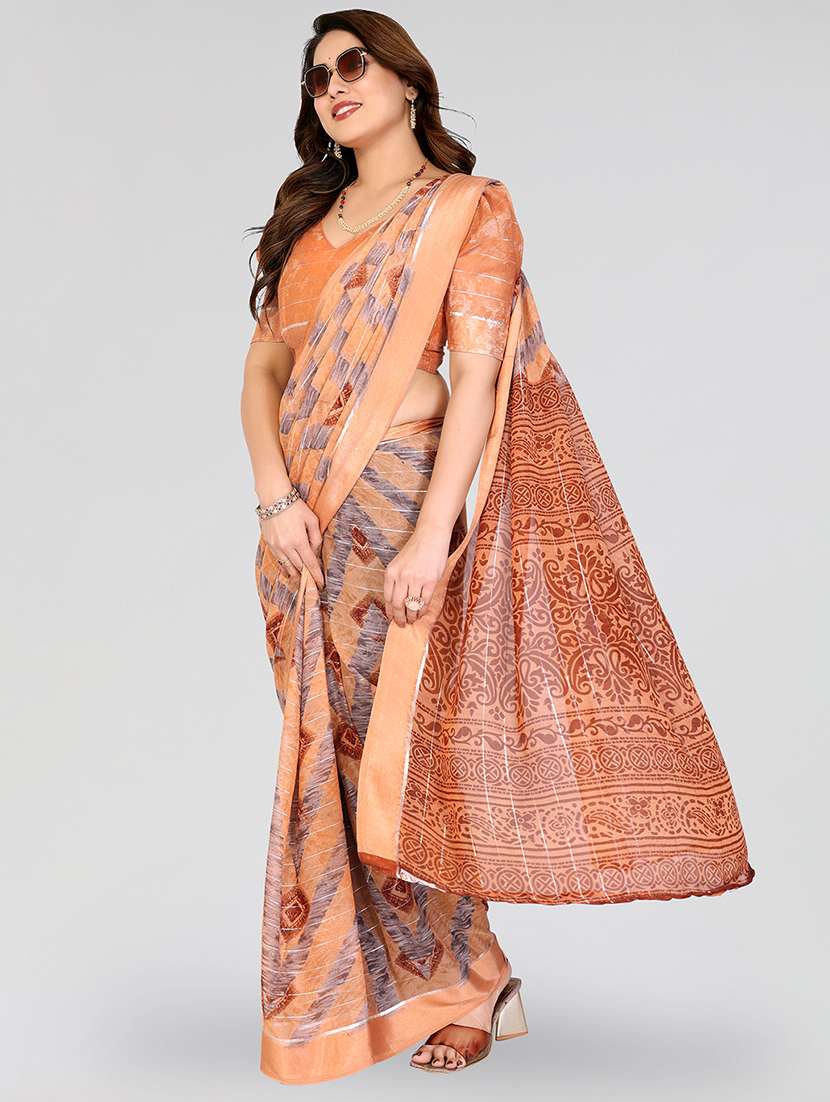 women printed casual wear saree with blouse - 22067935 -  Standard Image - 3