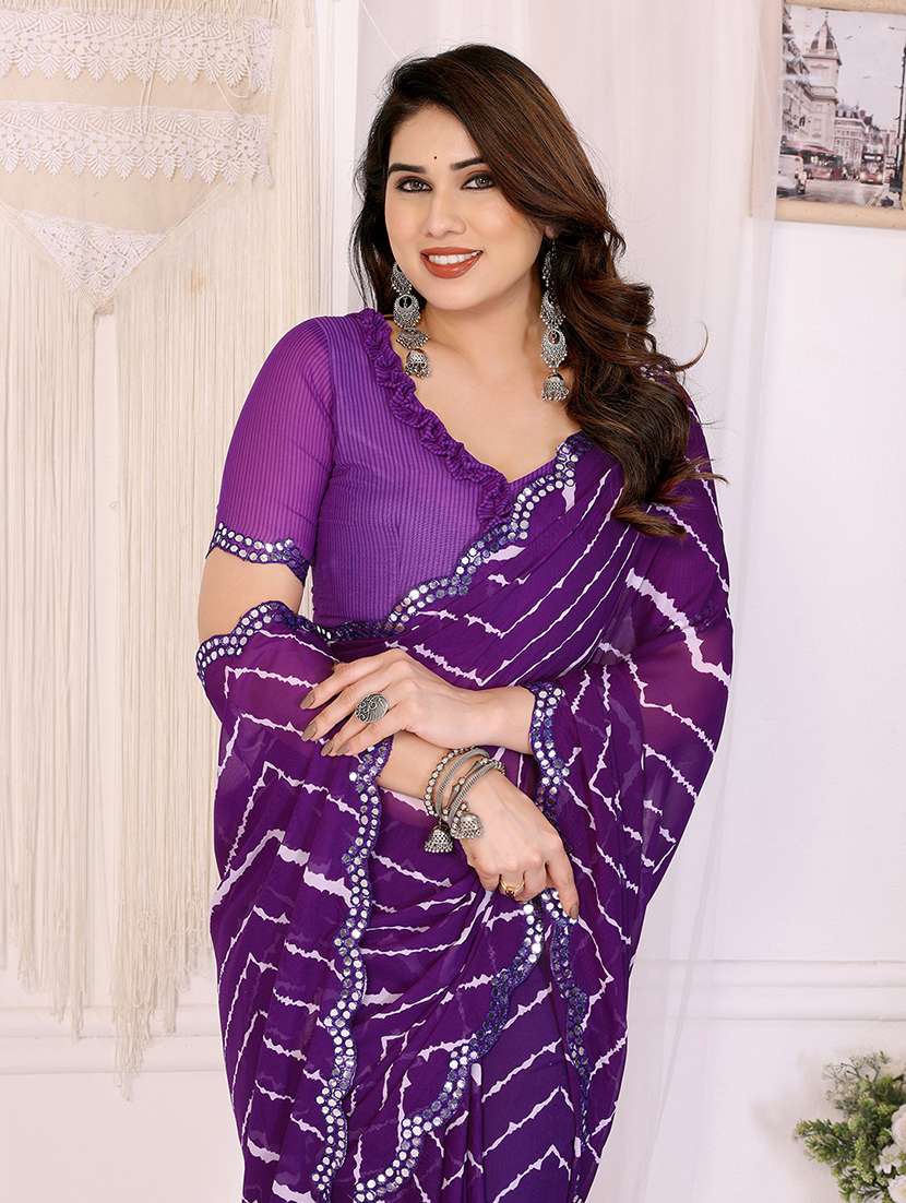 women printed casual wear saree with blouse - 22068084 -  Standard Image - 5