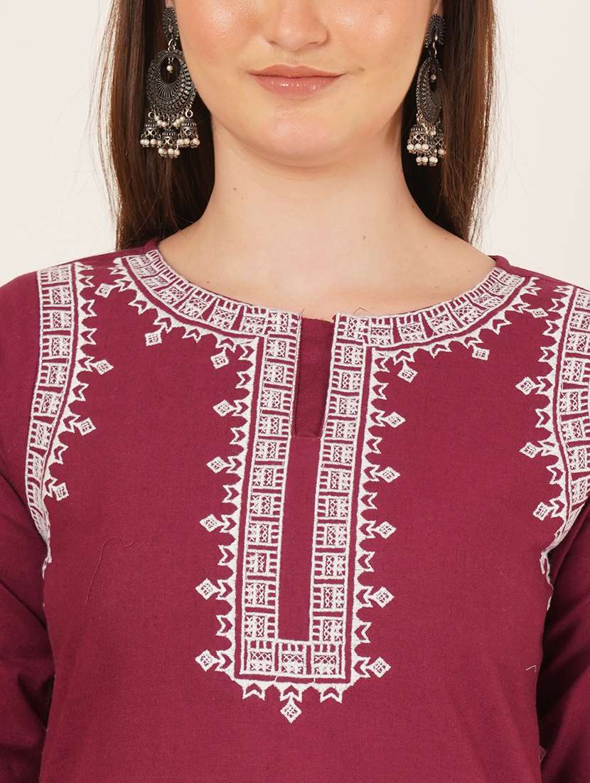 women embroidered three quarter sleeve straight kurti - 22068275 -  Standard Image - 3