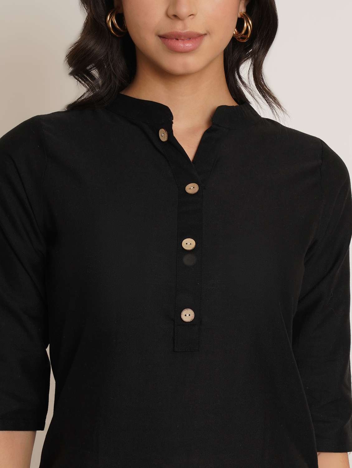 women solid three quarter sleeve straight kurti - 22068298 - Standard Image - 3