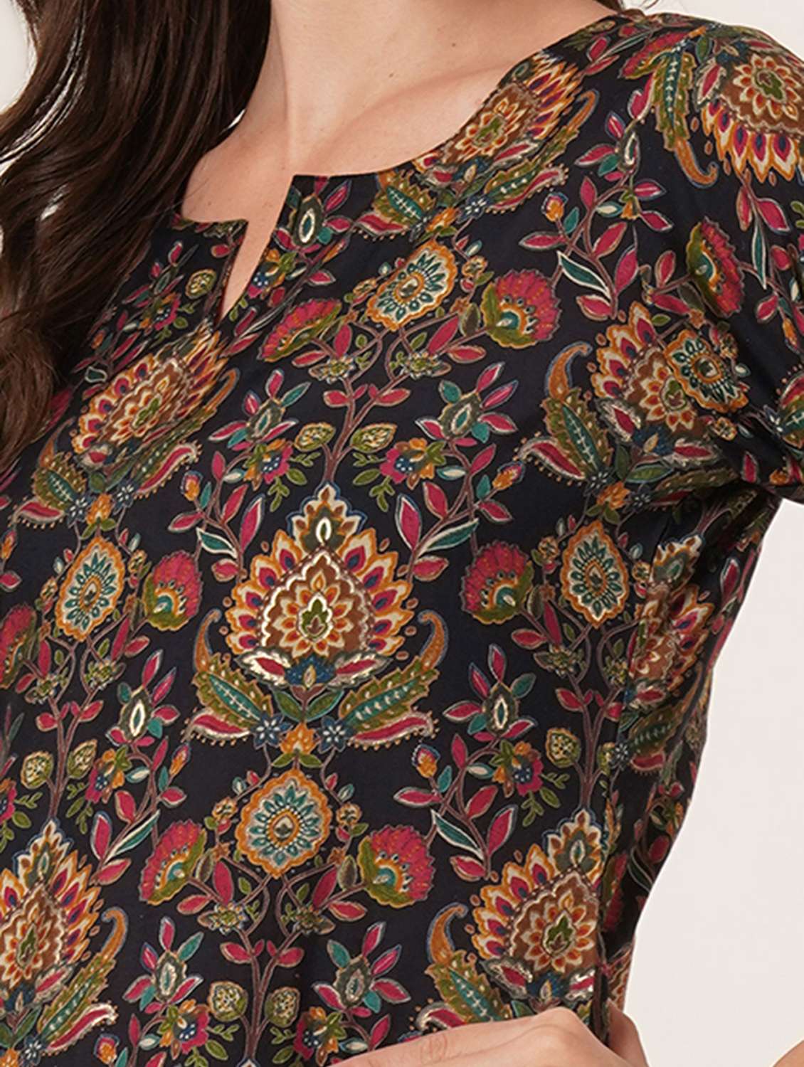 women printed three quarter sleeve straight kurti - 22068312 - Standard Image - 5