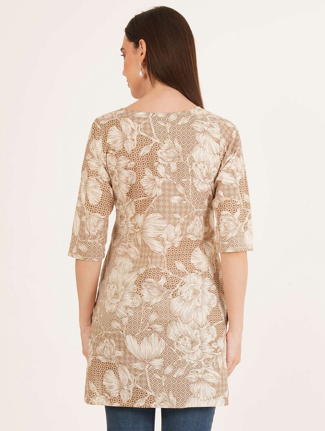 women floral printed three quarter sleeve straight kurti - 22068316 - Standard Image - 3