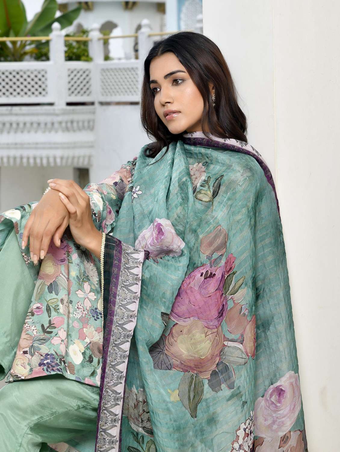 women three quarter sleeve kurta pant with dupatta set - 22068461 - Standard Image - 3