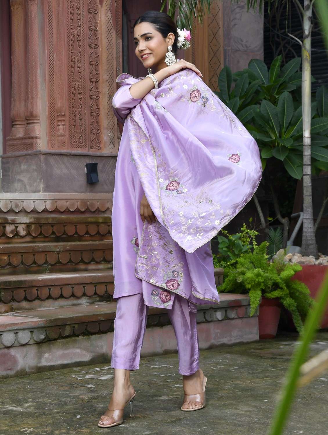 women three quarter sleeve kurta pant with dupatta set - 22068467 -  Standard Image - 3