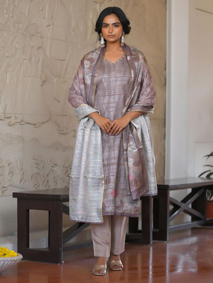 women three quarter sleeve kurta pant with dupatta set - 22068478 -  Zoom Image - 0