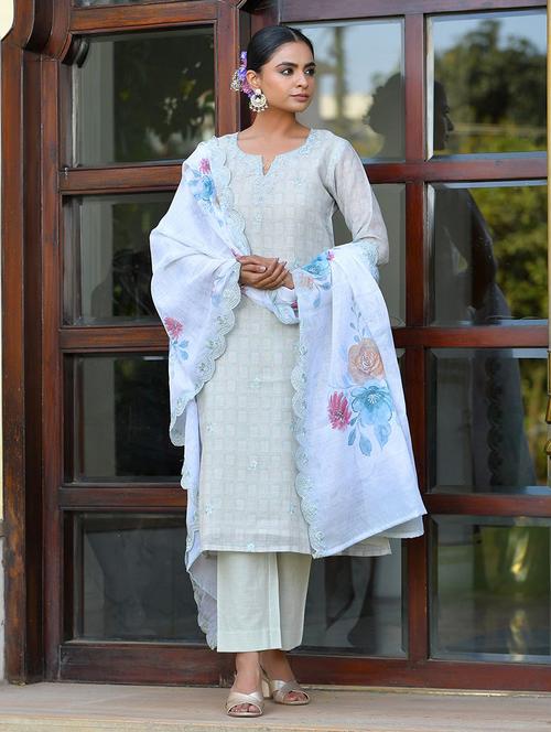 women three quarter sleeve kurta pant with dupatta set - 22068490 - Standard Image - 0
