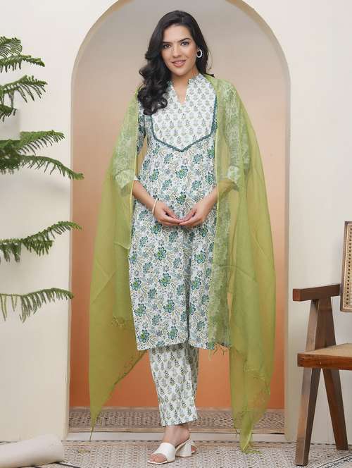 women three quarter sleeve kurta pant with dupatta set - 22068499 - Standard Image - 0