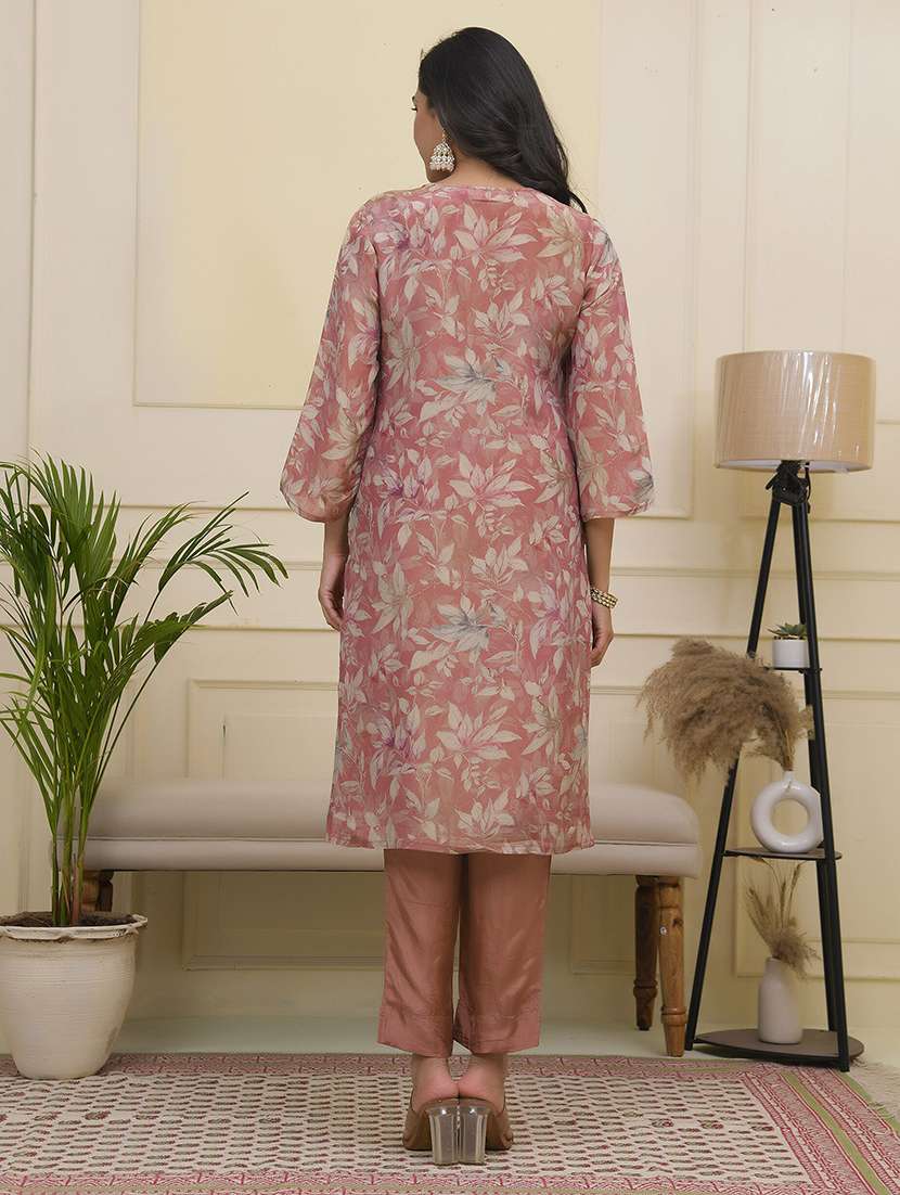 women three quarter sleeve kurta pant with dupatta set - 22068505 - Standard Image - 3