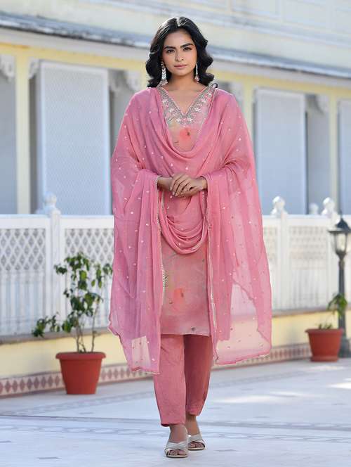 women three quarter sleeve kurta pant with dupatta set - 22068514 - Standard Image - 0