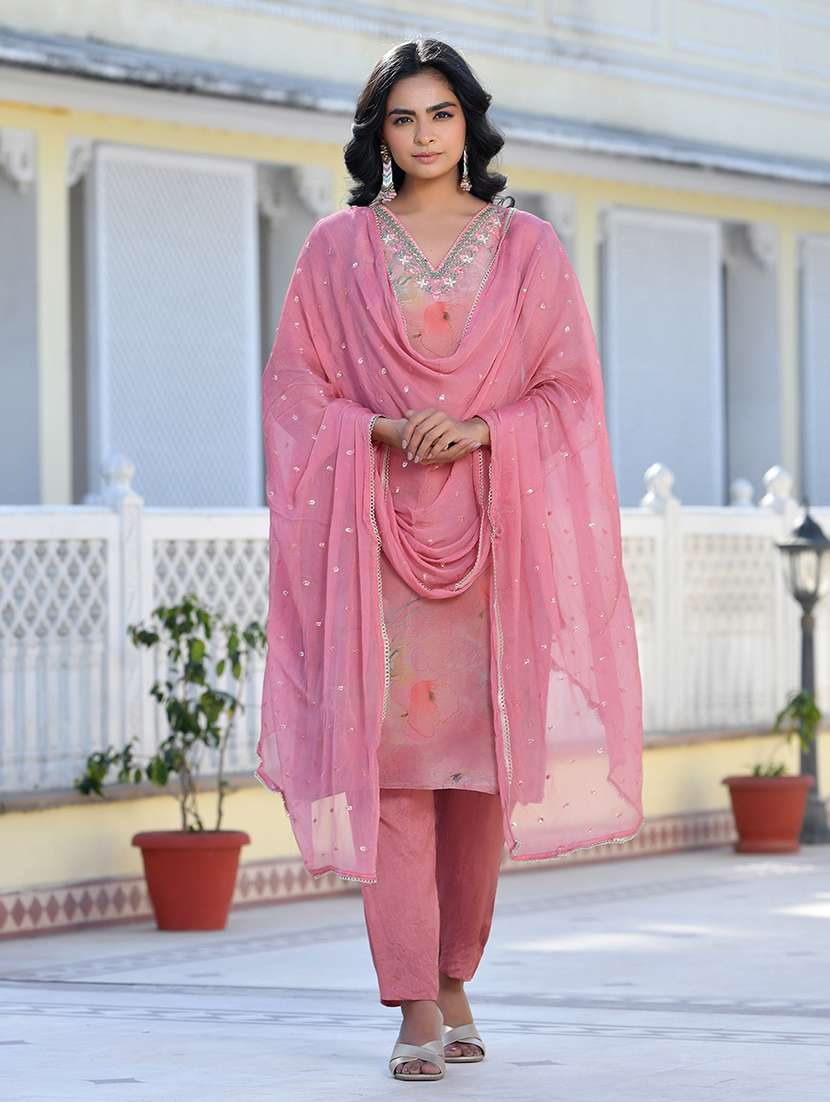 women three quarter sleeve kurta pant with dupatta set - 22068514 - Zoom Image - 0