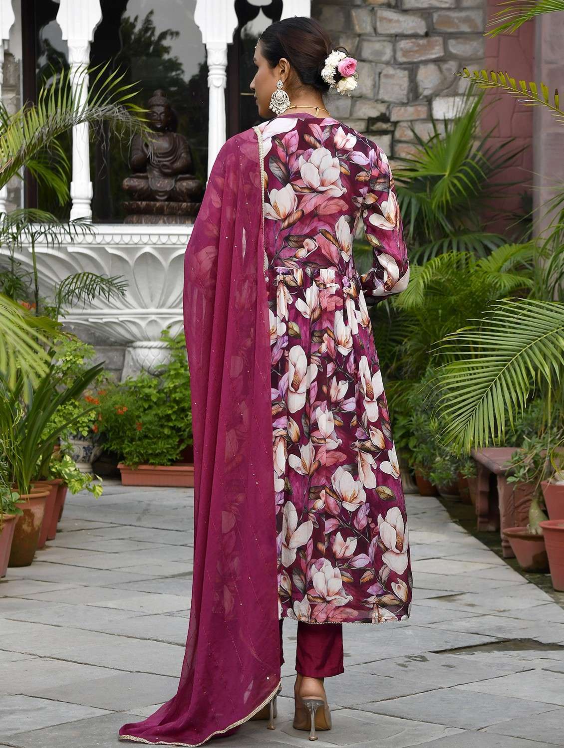 women floral long sleeve kurta pant with dupatta set - 22068531 - Standard Image - 3