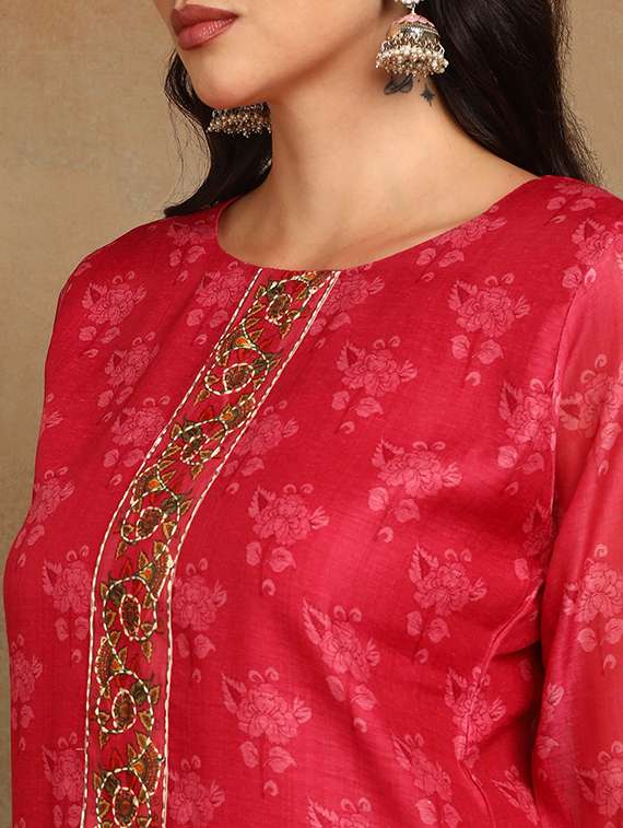 women three quarter sleeve kurta pant with dupatta set - 22068566 - Standard Image - 5