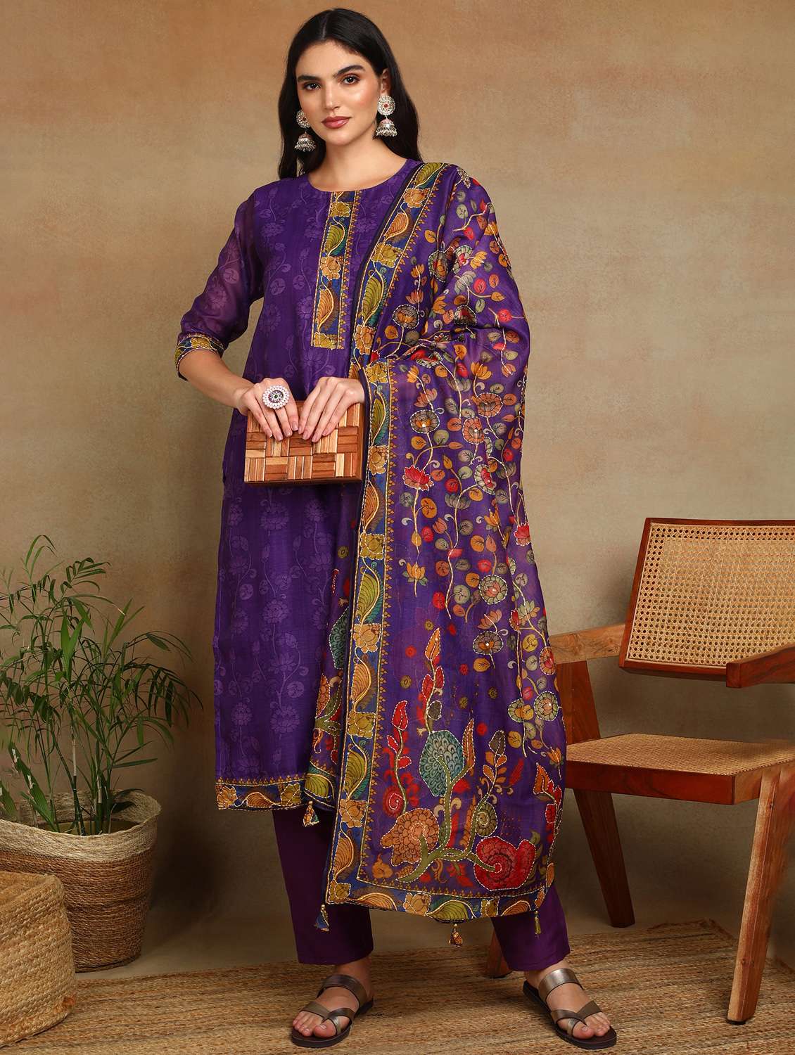 women three quarter sleeve kurta pant with dupatta set - 22068570 - Zoom Image - 0