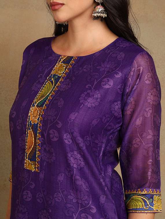 women three quarter sleeve kurta pant with dupatta set - 22068570 - Standard Image - 5