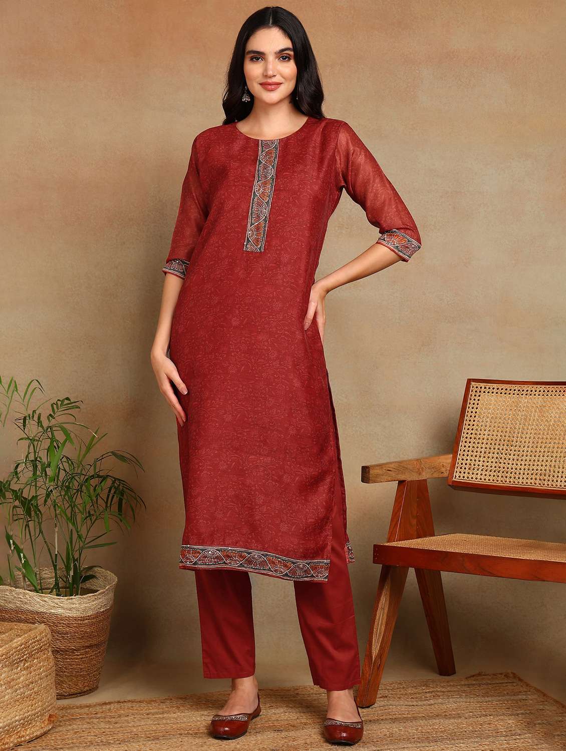 women three quarter sleeve kurta pant with dupatta set - 22068571 - Standard Image - 3