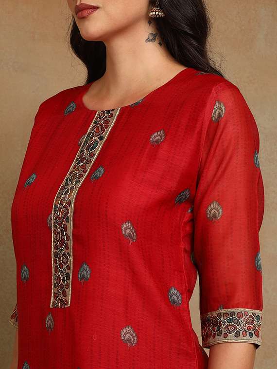 women three quarter sleeve kurta pant with dupatta set - 22068575 - Standard Image - 5