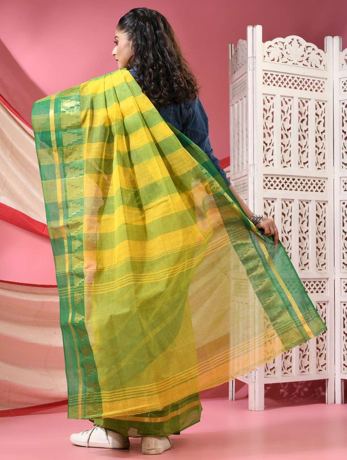 women self design handloom saree - 22068611 -  Standard Image - 3
