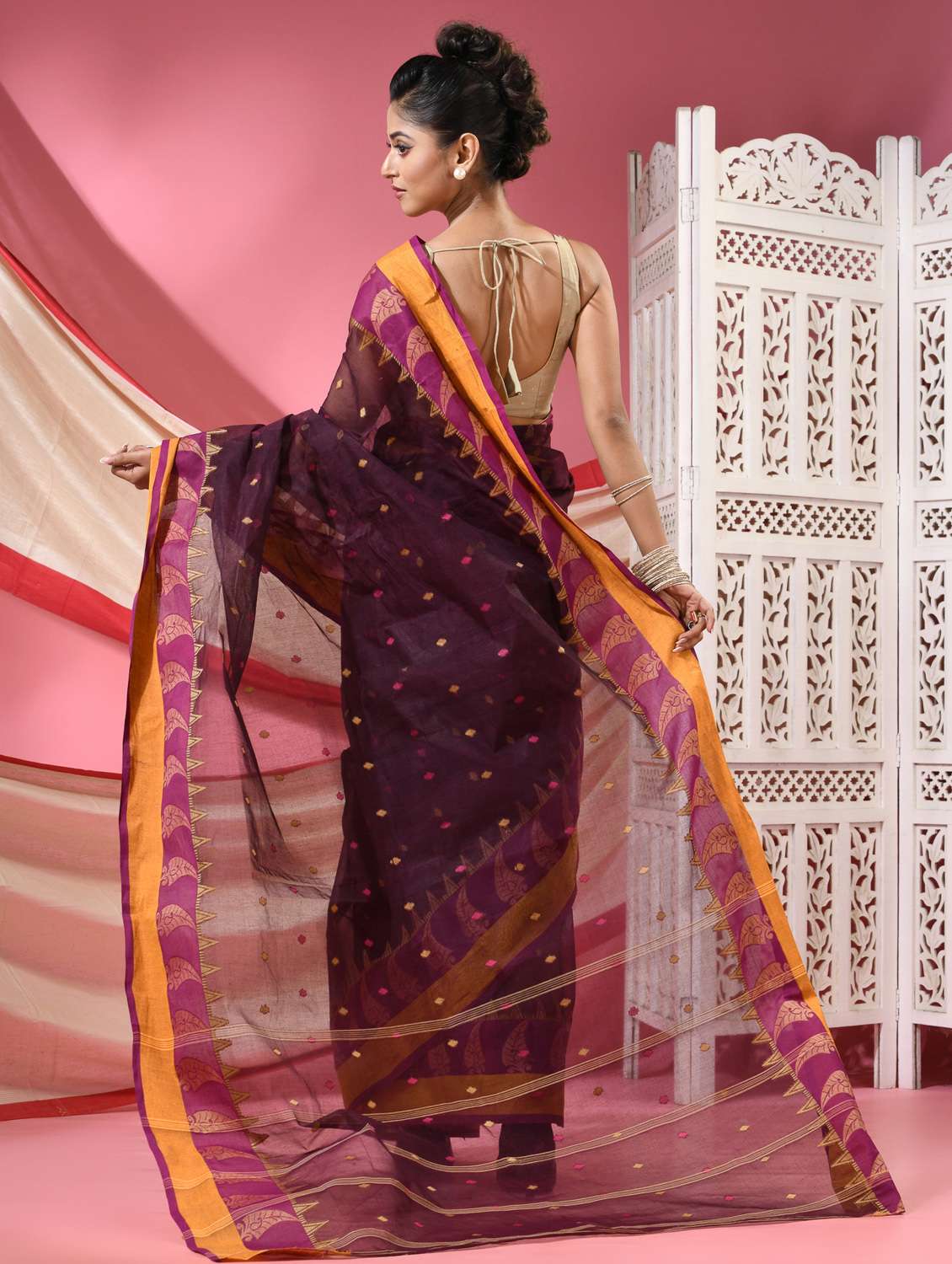 women self design handloom saree - 22068644 -  Standard Image - 3