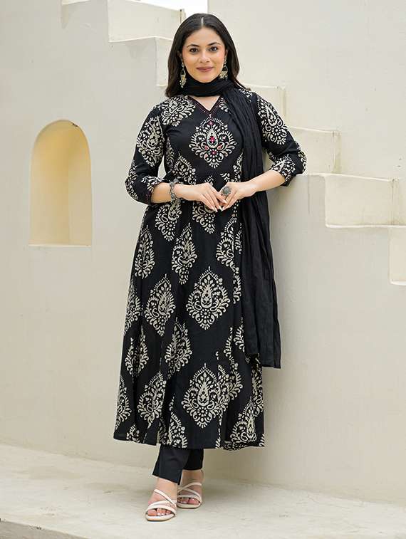 women printed three quarter sleeve kurta pant with dupatta set - 22069210 -  Standard Image - 3