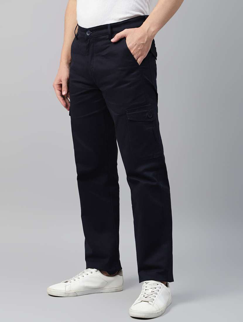 men solid mid rise regular fit cargo