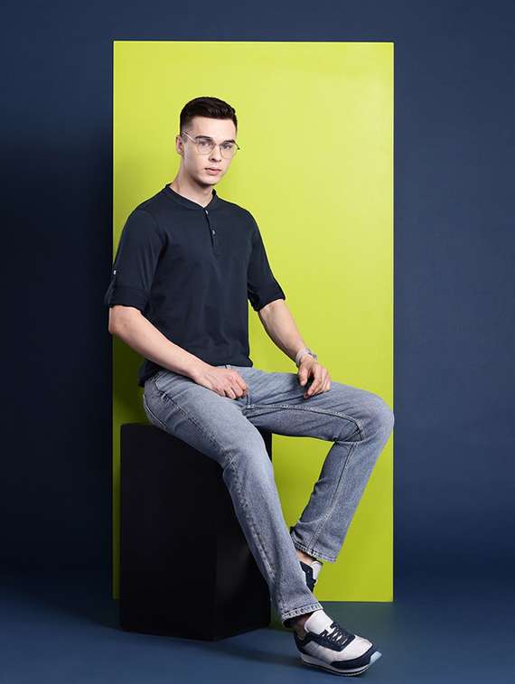 men solid long sleeve regular fit t-shirt - 22069271 -  Standard Image - 3