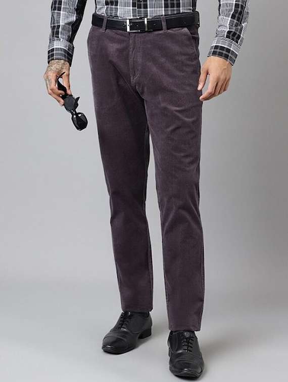 men solid mid rise flat front trouser
