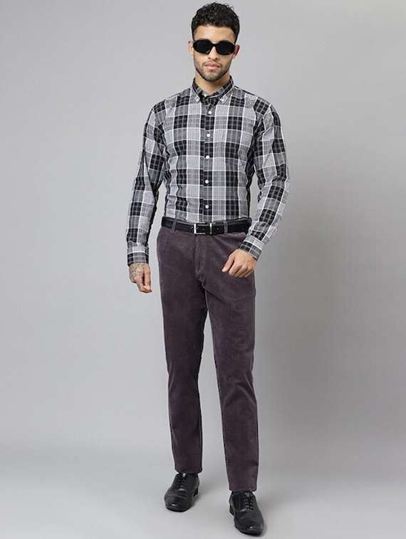 men solid mid rise flat front trouser - 22069288 -  Standard Image - 3