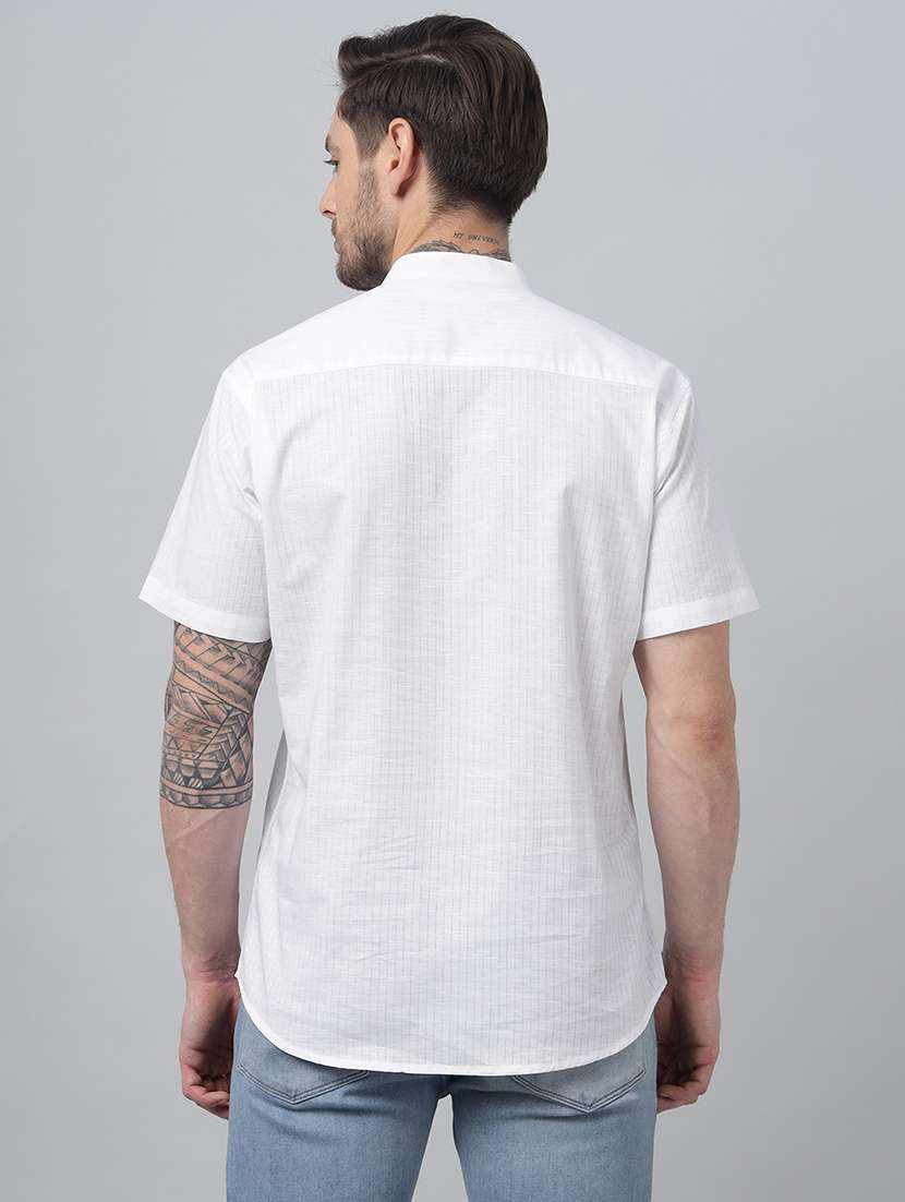 men mandarin neck short sleeve short kurta - 22069400 -  Standard Image - 3